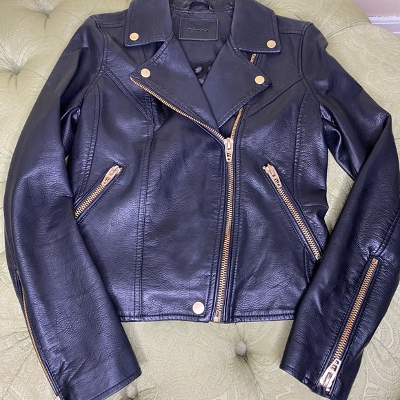 Blank NYC Vegan Moto Jacket Looks New Size XS Gold Tone Hardware Retail $125 - Picture 14 of 14